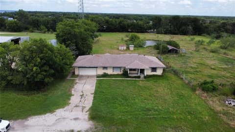 Photo of 847 W State Highway 276, Quinlan, TX 75474 (MLS # 21302940)