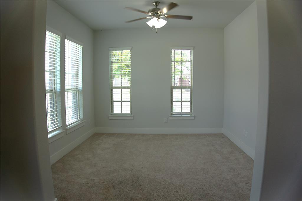 902 Sendera Lane