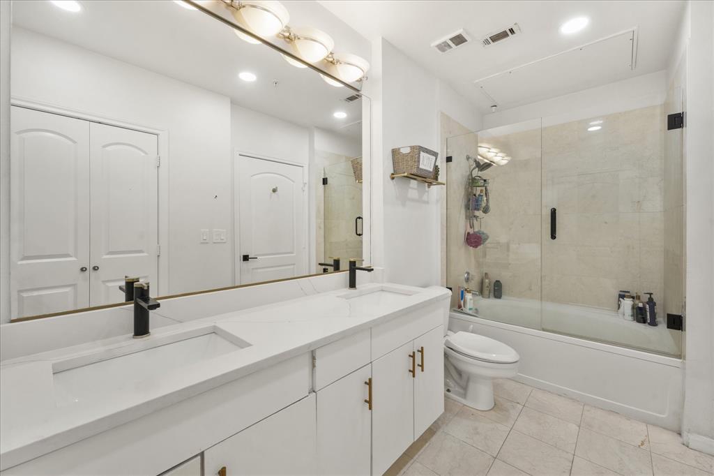 Renaissance On Turtle Creek Condo - Residential Lease