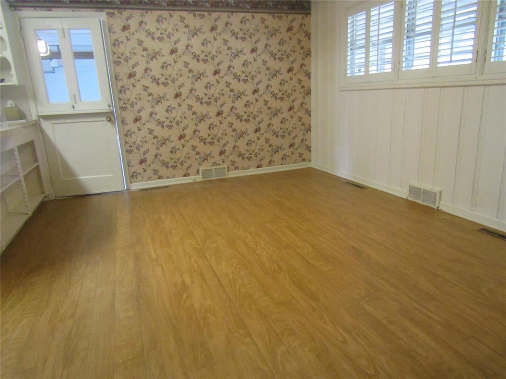 4117 CLAYTON Road W