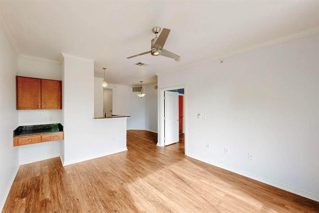 330 Las Colinas Boulevard E 342