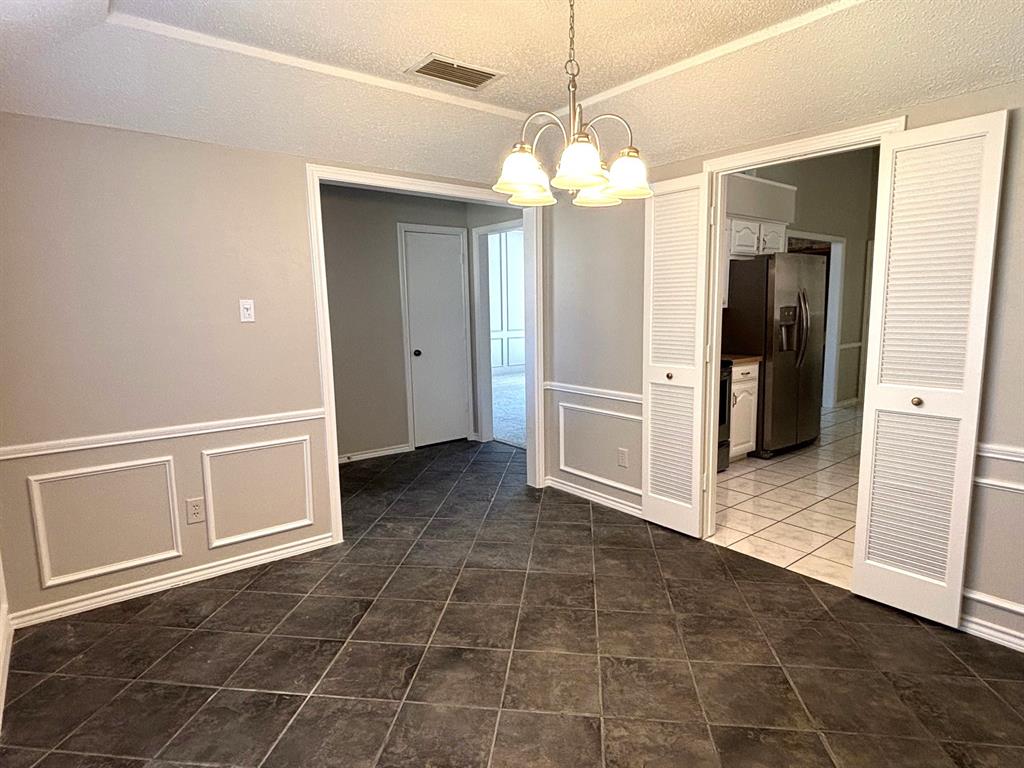 Lewisville, Texas 75067, United States, 3 Bedrooms Bedrooms, ,2 BathroomsBathrooms,Residential,Pending,85510