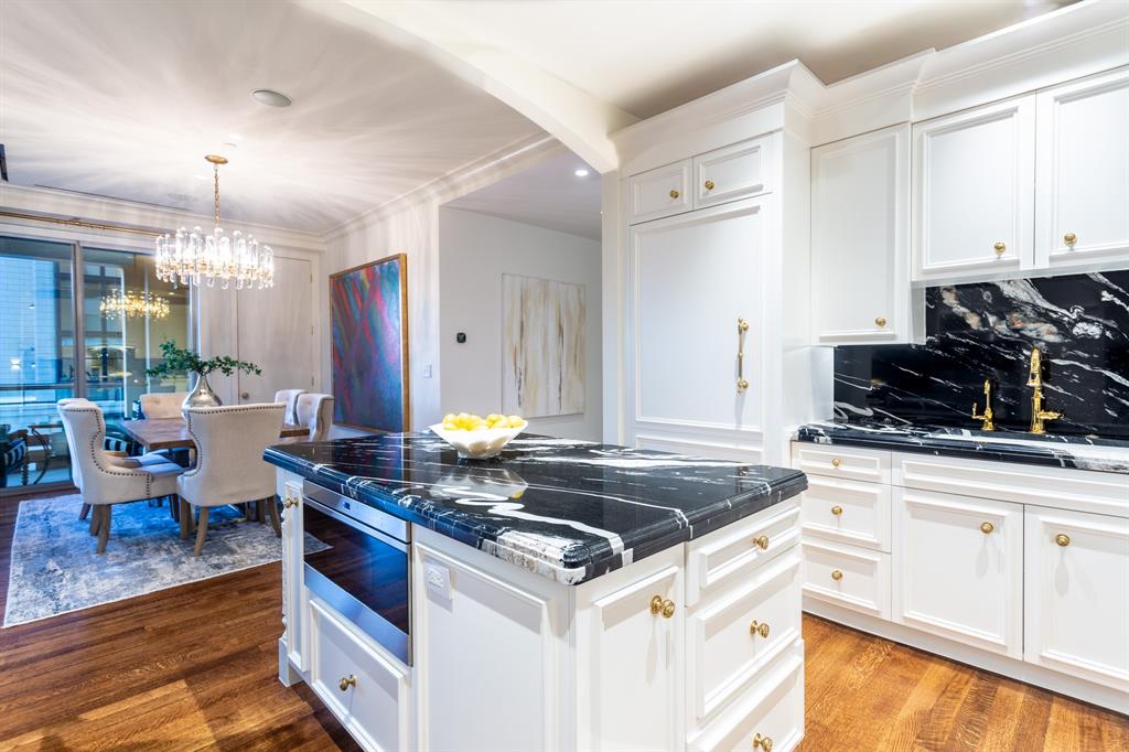 Stoneleigh Residences - Residential