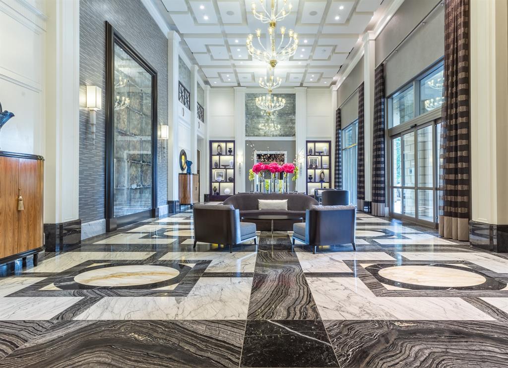 Stoneleigh Residences - Residential