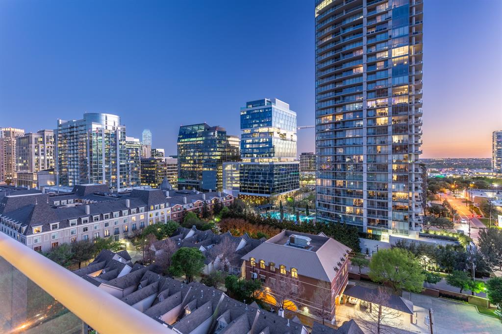 Stoneleigh Residences - Residential