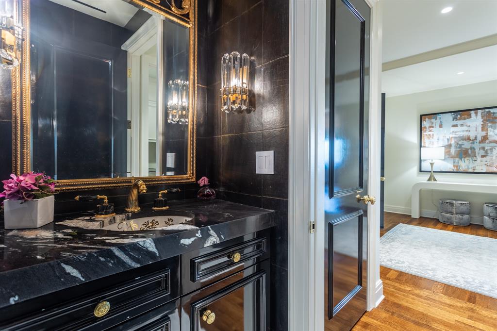 Stoneleigh Residences - Residential