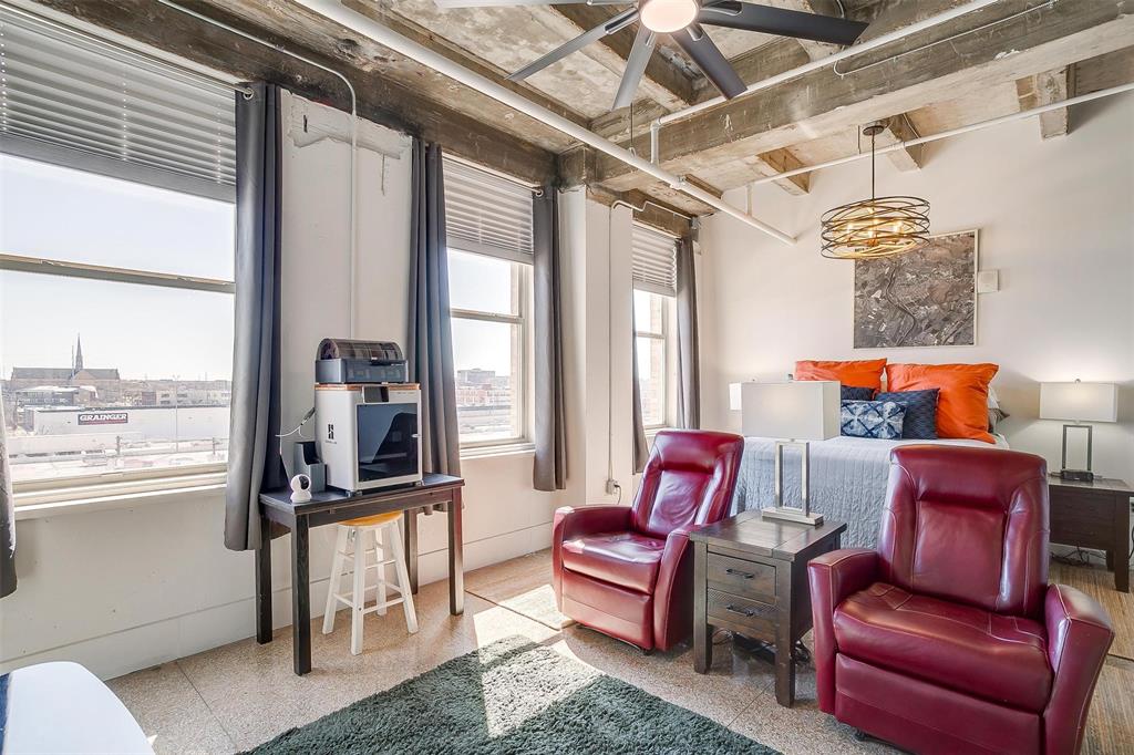 221 W Lancaster Avenue 5003