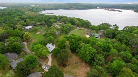 A home in Eustace