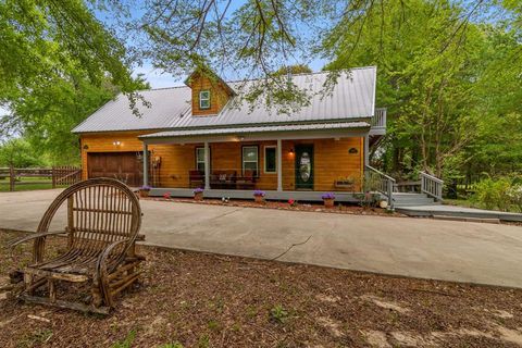 A home in Eustace