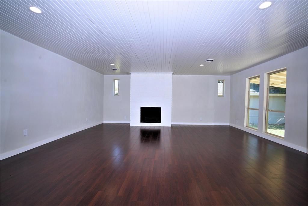 Cloverdale 05 - Residential