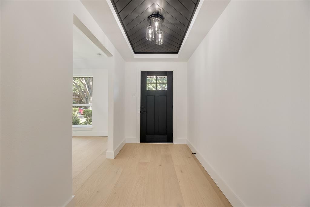 3620 Big Horn Trail