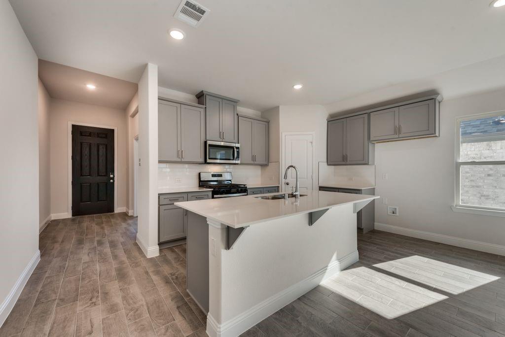 AnaCapri - Residential Lease