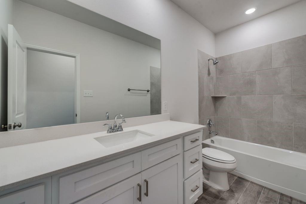 AnaCapri - Residential Lease