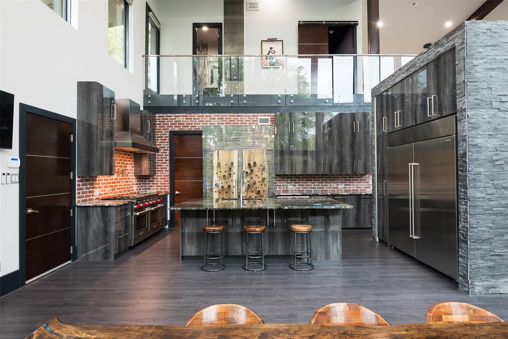 Strong & Crossen - Residential