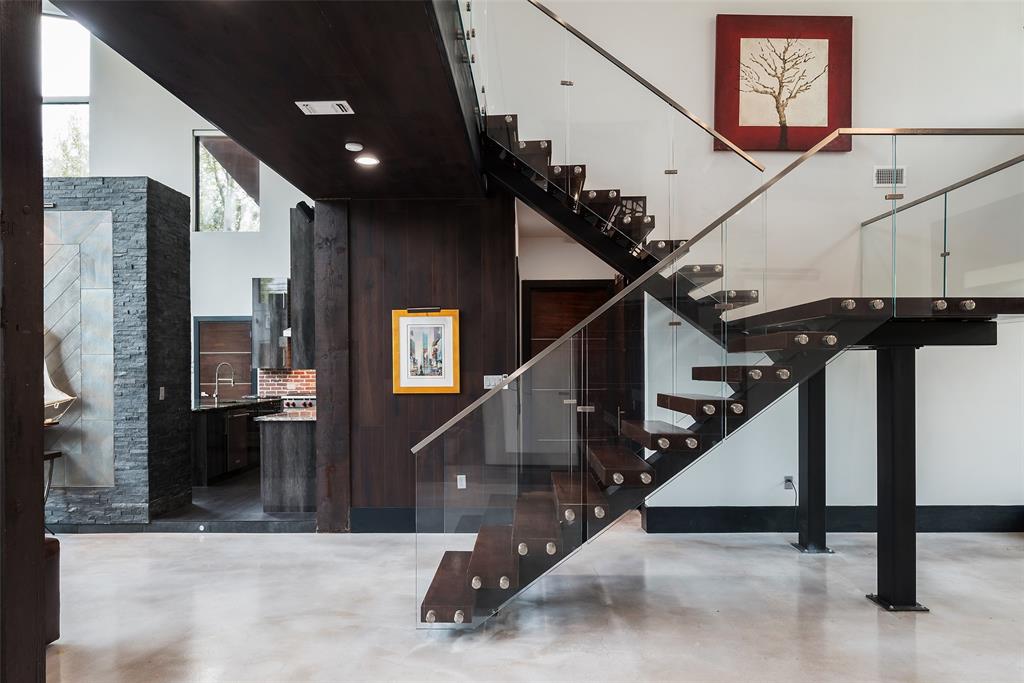 Strong & Crossen - Residential