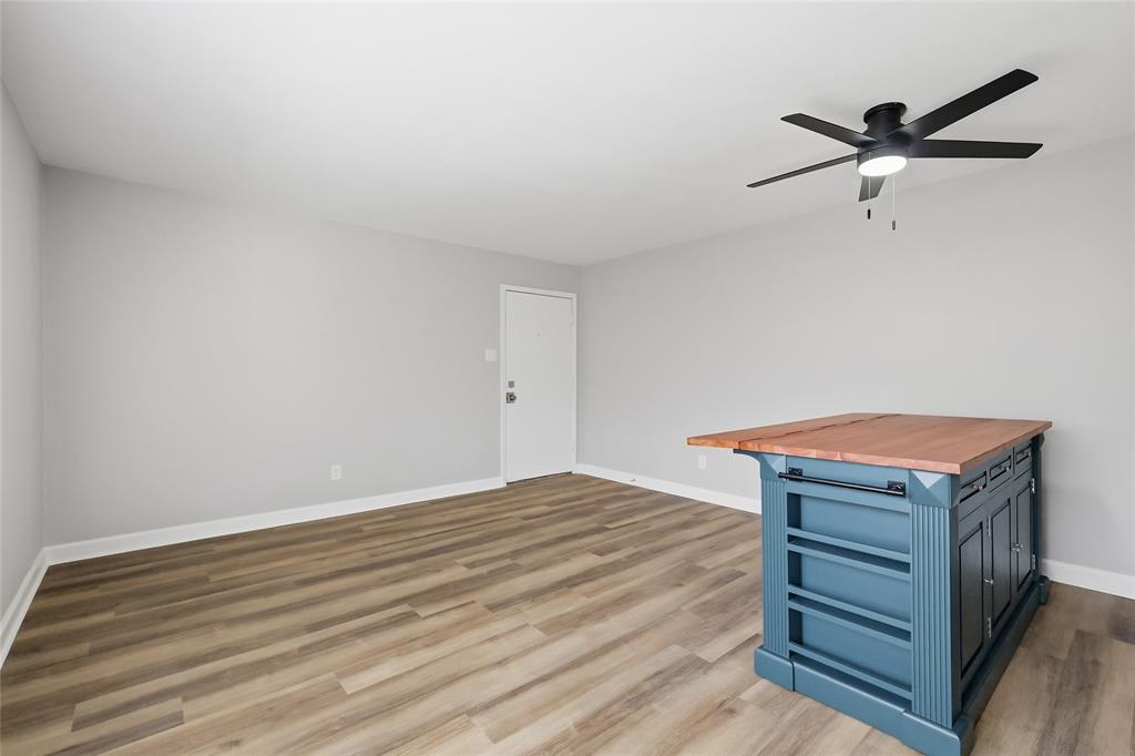 Bowser Oaks Condo - Residential