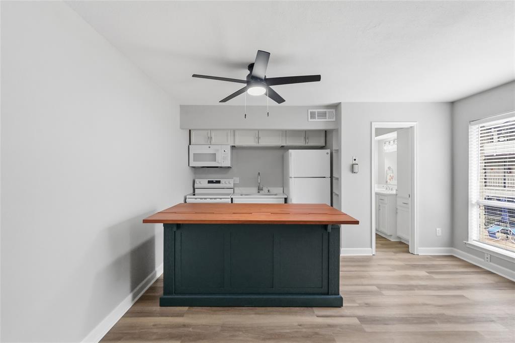 5000 Bowser Avenue 214