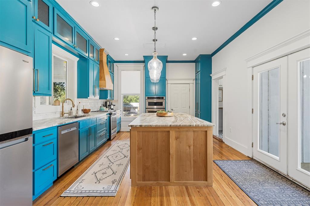 DAVIS H E - Residential