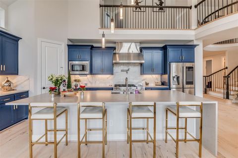 4821 Meadow Creek Drive McKinney TX 75070