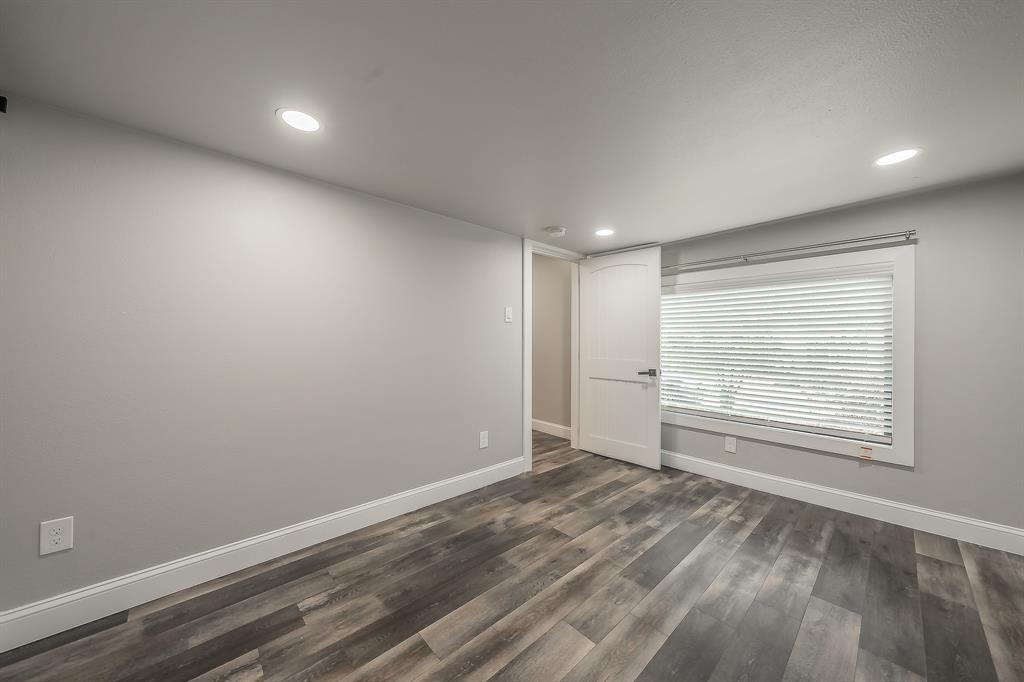 Hampton Square - Residential