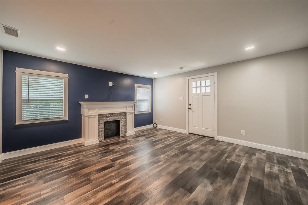 Hampton Square - Residential