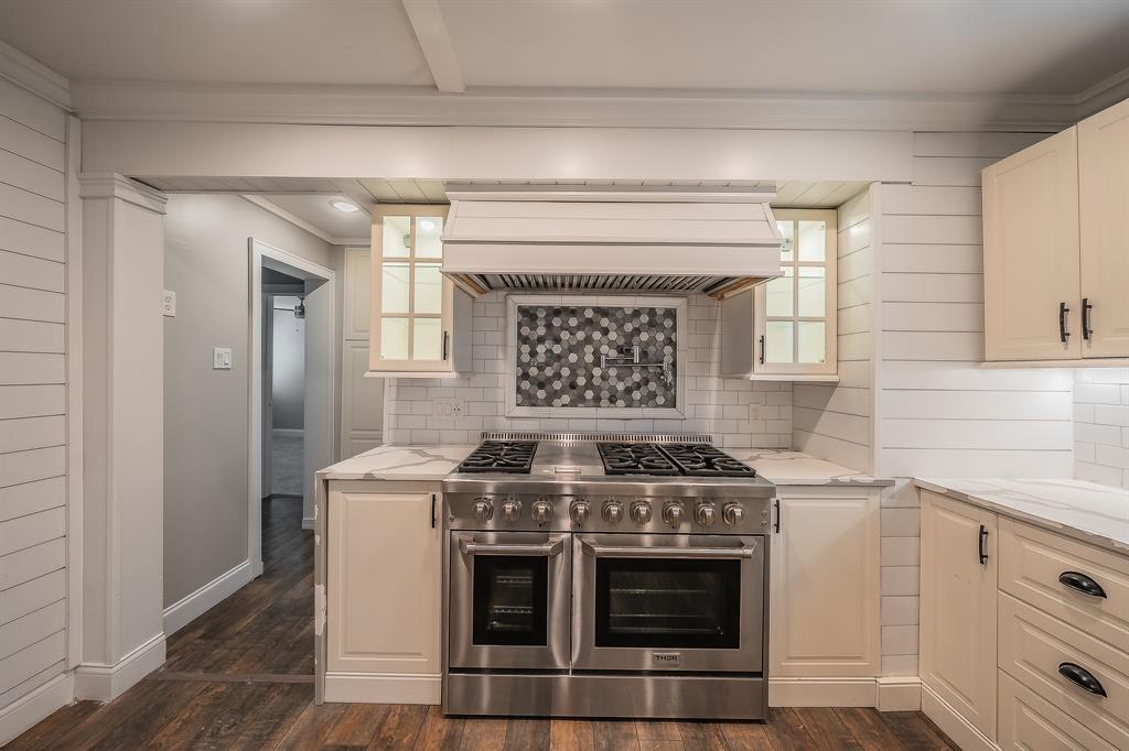 Hampton Square - Residential