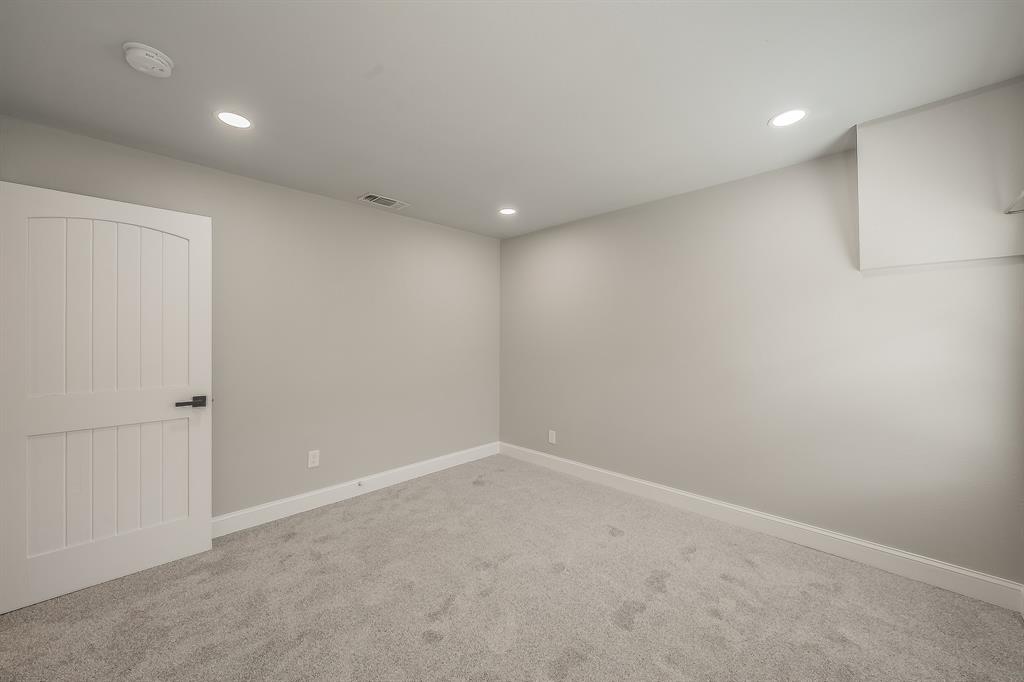 Hampton Square - Residential