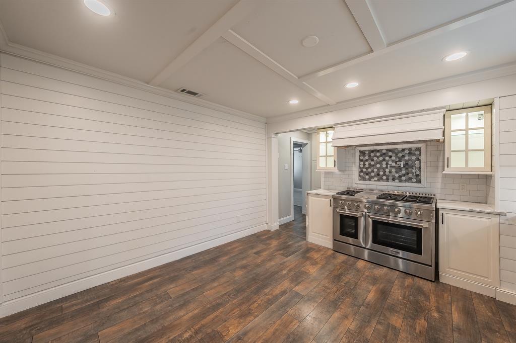 Hampton Square - Residential