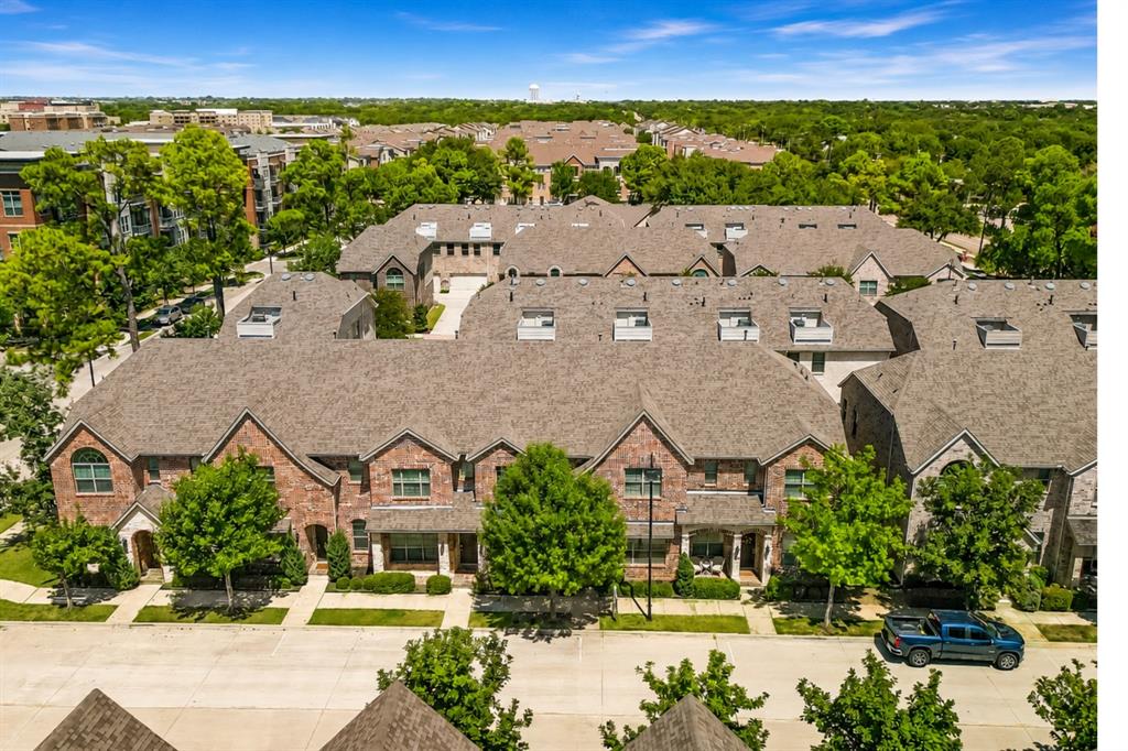 2228 Pinnacle Lane