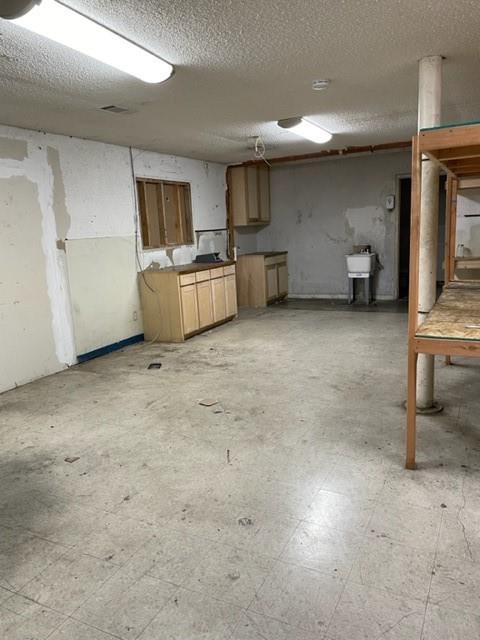 LITTLE, HIRAM SURVEY - Commercial Lease