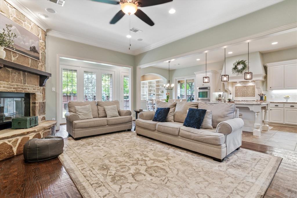 905 Greystone Drive