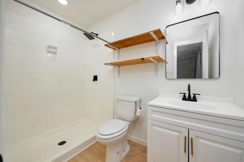 Woods Rev - Residential