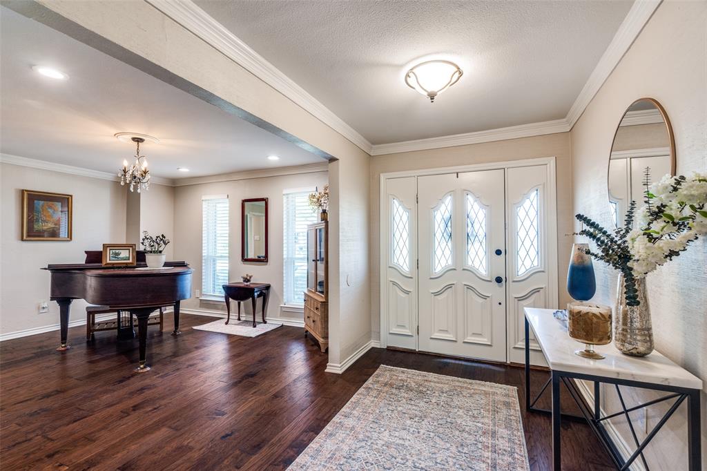 2512 Plateau Drive