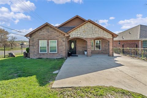 3022 Loving Avenue Fort Worth TX 76106