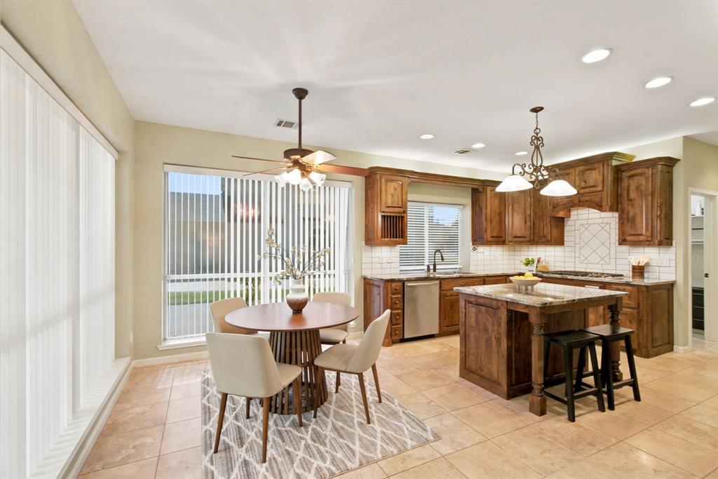 905 Silverthorne Trail