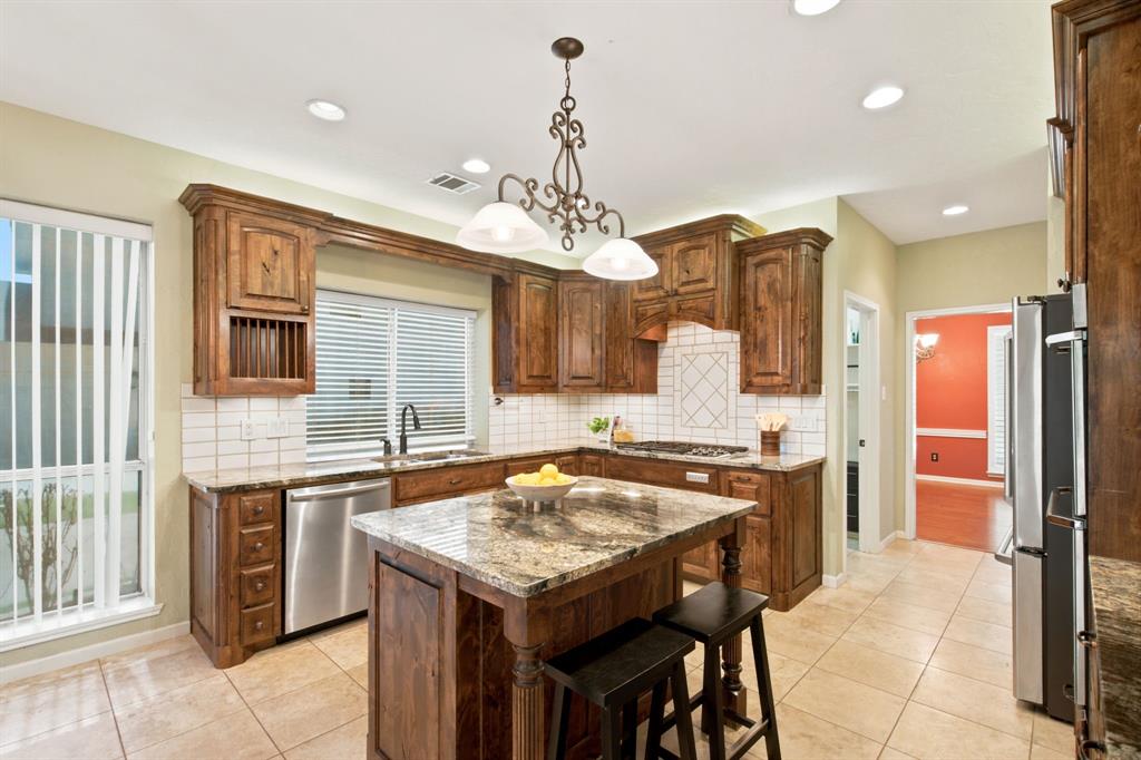905 Silverthorne Trail