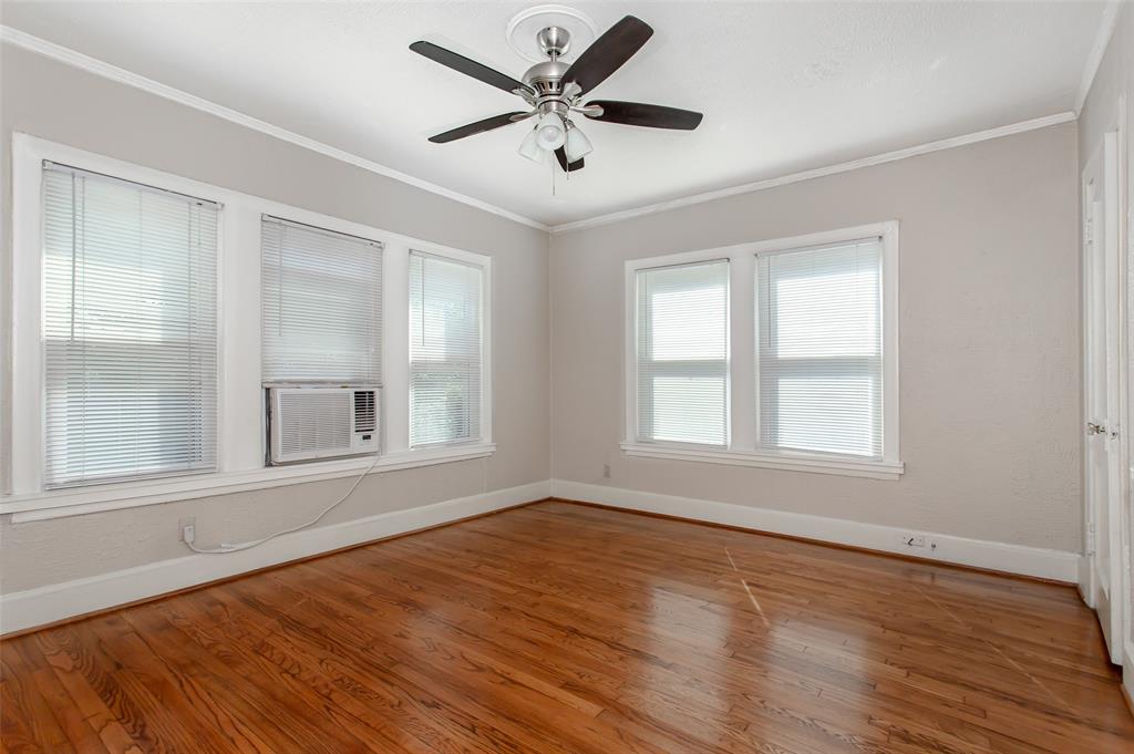 S W Oram - Residential Lease