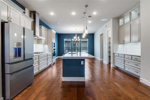 Photo of 8218 Laflin Lane, Dallas, TX 75231 (MLS # 21098159) Photo of 8218 Laflin Lane, Dallas, TX 75231 (MLS # 21098159)