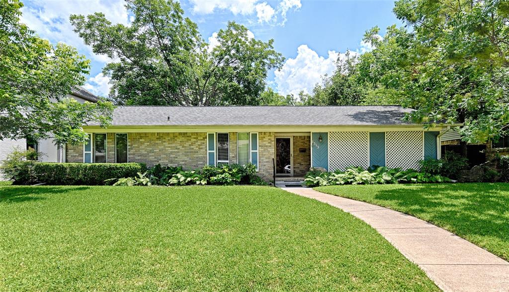 1313 Apache Drive