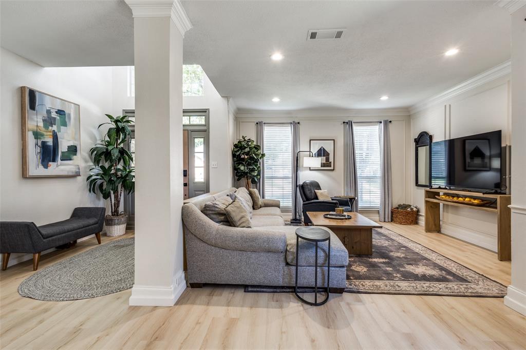 2933 Sunset Ridge