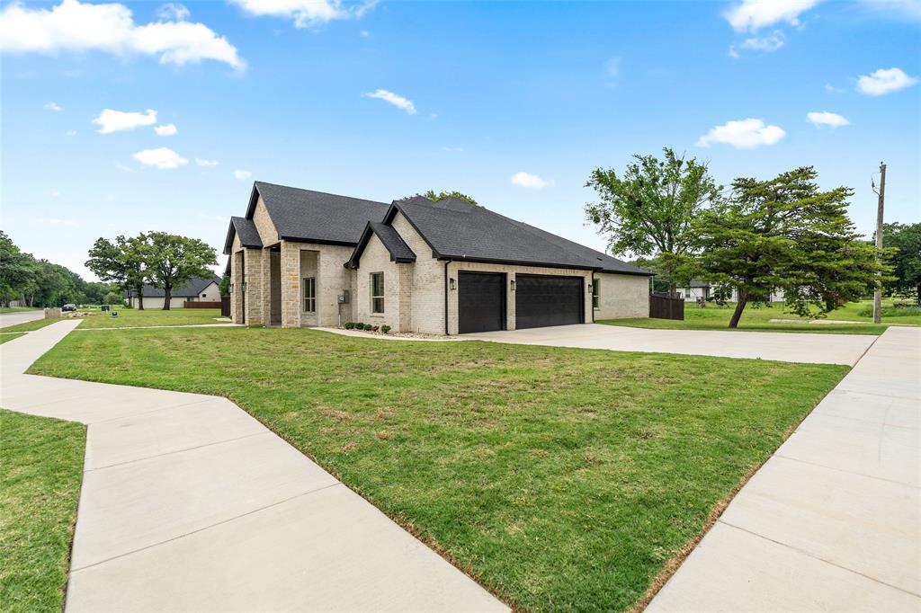 7611 Awadi Court
