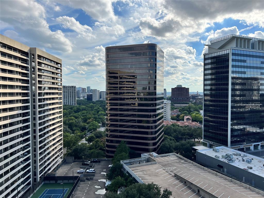 Twenty-One Turtle Creek Condo - Residential Lease