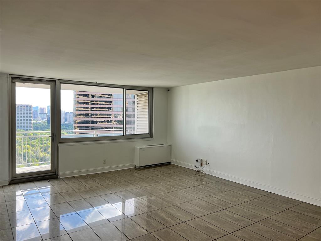 Twenty-One Turtle Creek Condo - Residential Lease