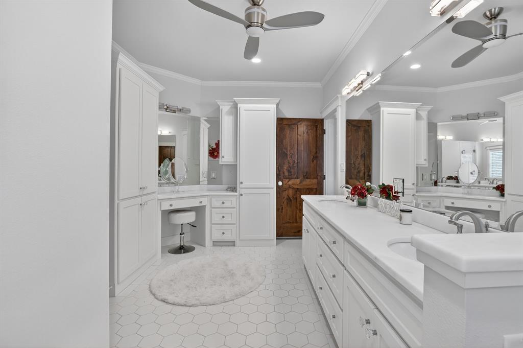 110.003 AB 432 OSCAR F LEVERETT SURVEY - Farm