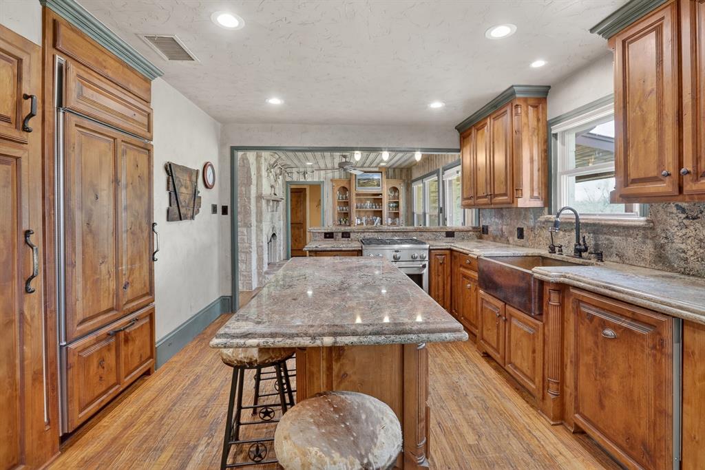 110.003 AB 432 OSCAR F LEVERETT SURVEY - Farm