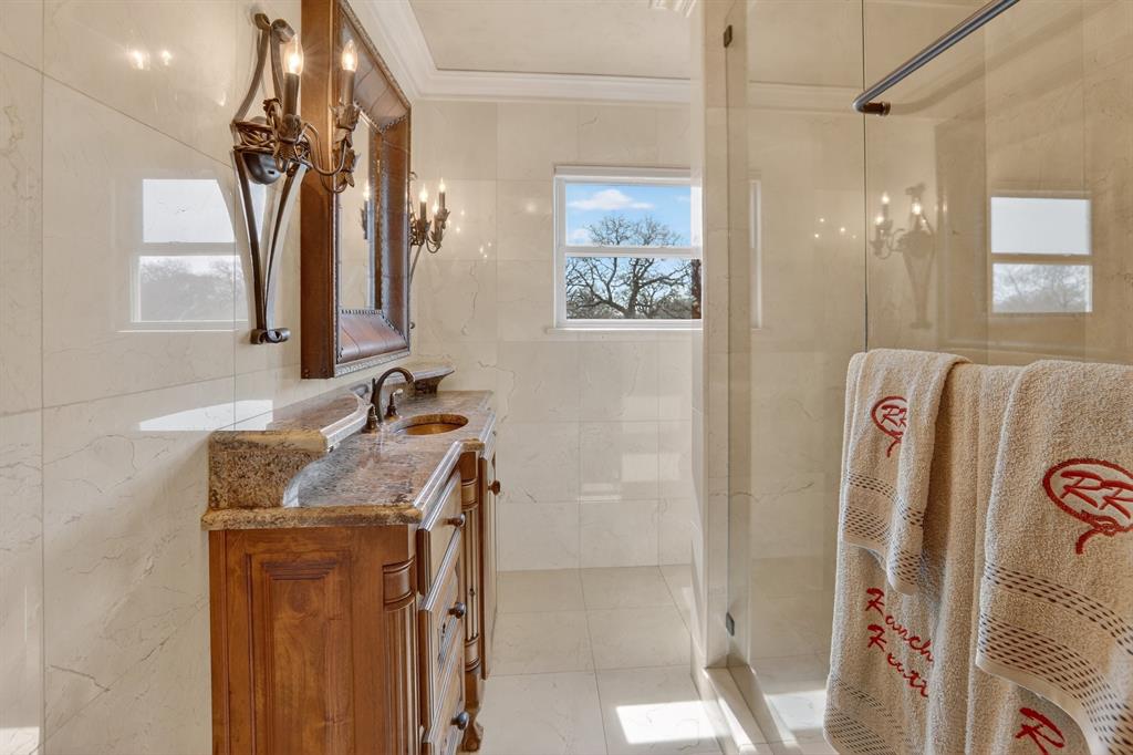 110.003 AB 432 OSCAR F LEVERETT SURVEY - Farm