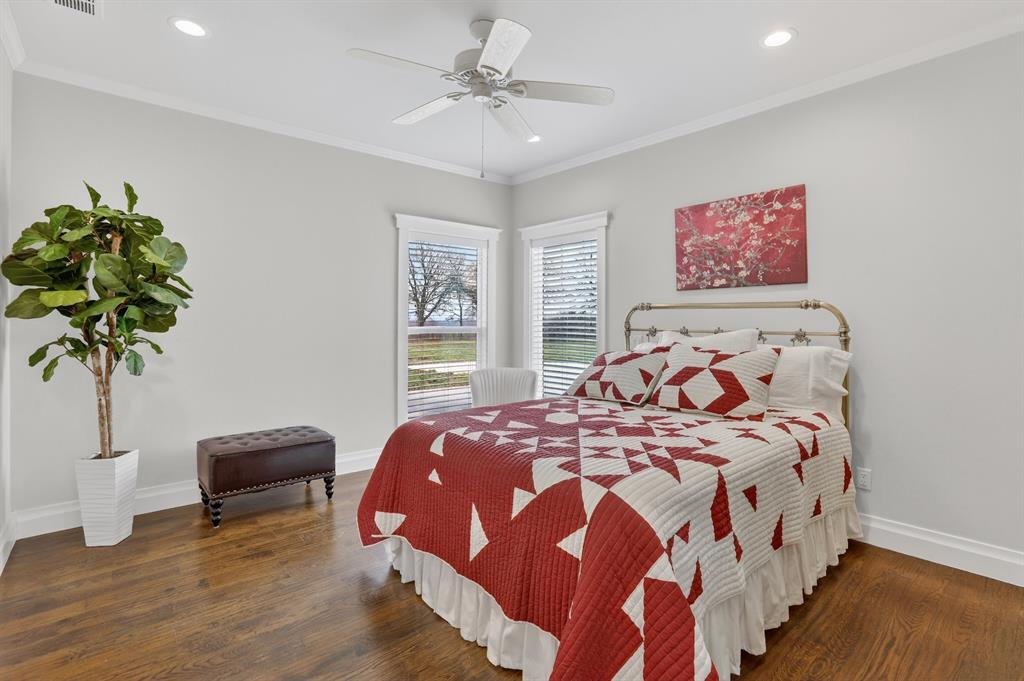 110.003 AB 432 OSCAR F LEVERETT SURVEY - Farm