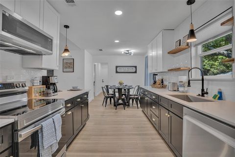 Tiny photo for 513 Northridge Street, Denton, TX 76201 (MLS # 21080150)