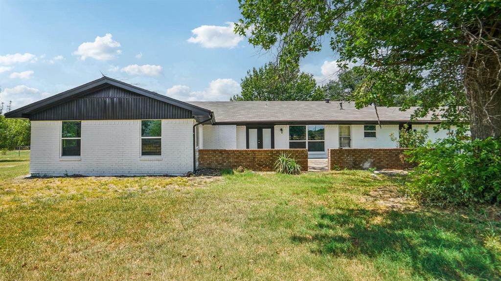 Golden Hoof Ranchettes - Residential Lease