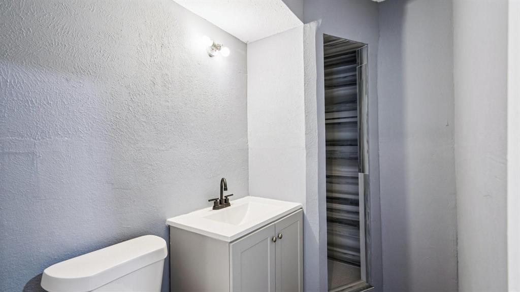 Golden Hoof Ranchettes - Residential Lease